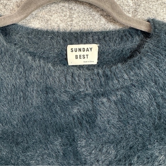 Aritzia Sunday Best Women's Fleece Crewneck Balloon Sleeve Sweater Size Large - Picture 4 of 13